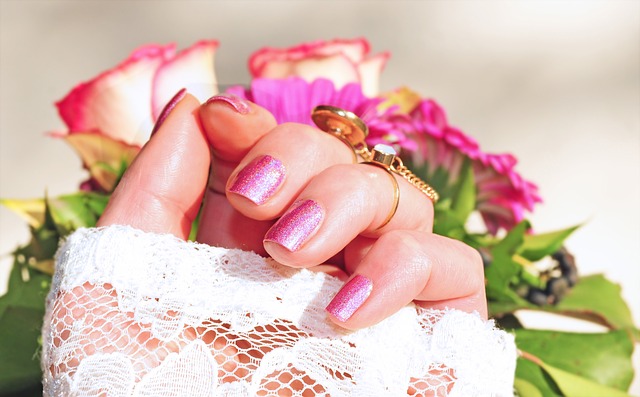 Pose de vernis semi-permanent avec dépose (40 minutes)