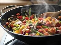 LEGUMES SAUTEES 9,50€. légumes de saison, ail soja