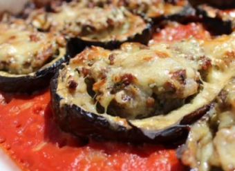 Aubergine farcie sauce tomate